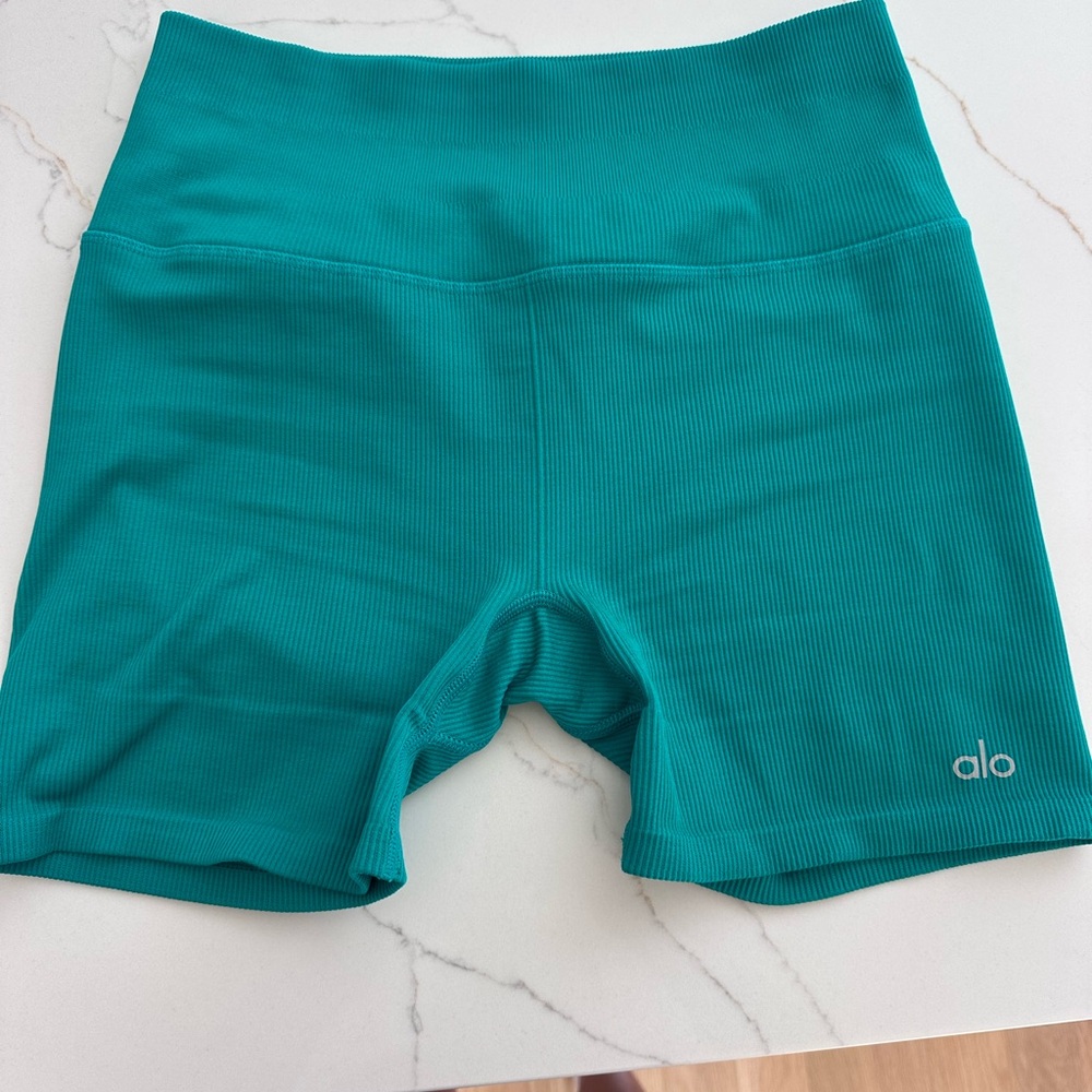 Alo biker shorts